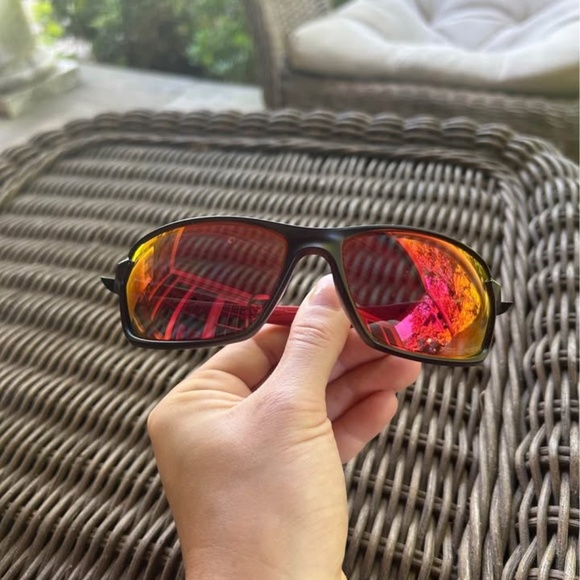 Oakley Carbon Shift Polarized Sunglasses - Picture 2 of 4